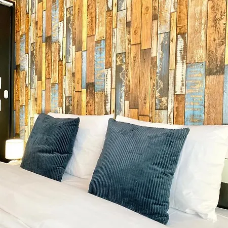 Art For 4 People Free Parking & Wifi Apartamento *