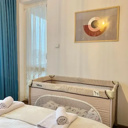 Art For 4 Guests Free Parking & Wifi 公寓 旧扎戈拉